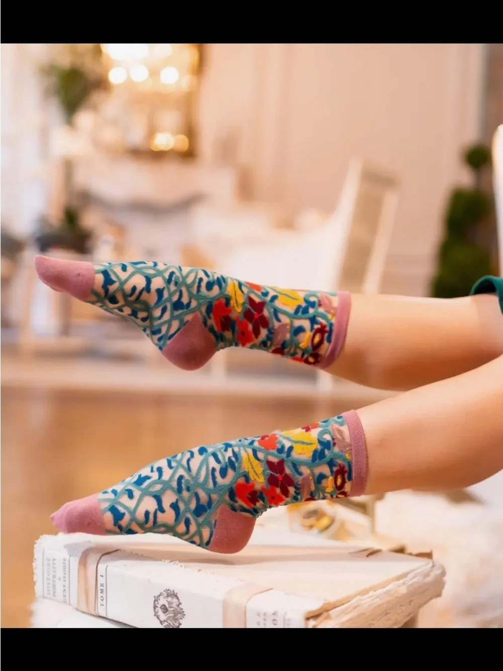 Tapestry Vines Sheer Crew Sick by Sock Candy. Price firm.